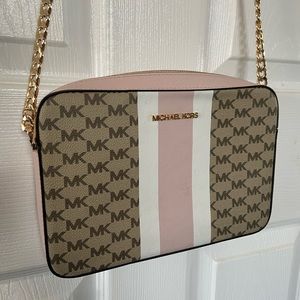 Michael Kors crossbody bag